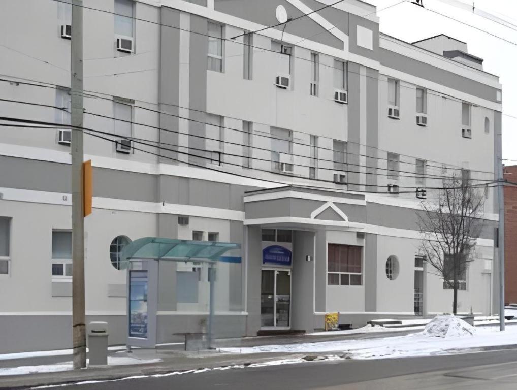 Howard Johnson By Wyndham Toronto Downtown West Ξενοδοχείο Εξωτερικό φωτογραφία